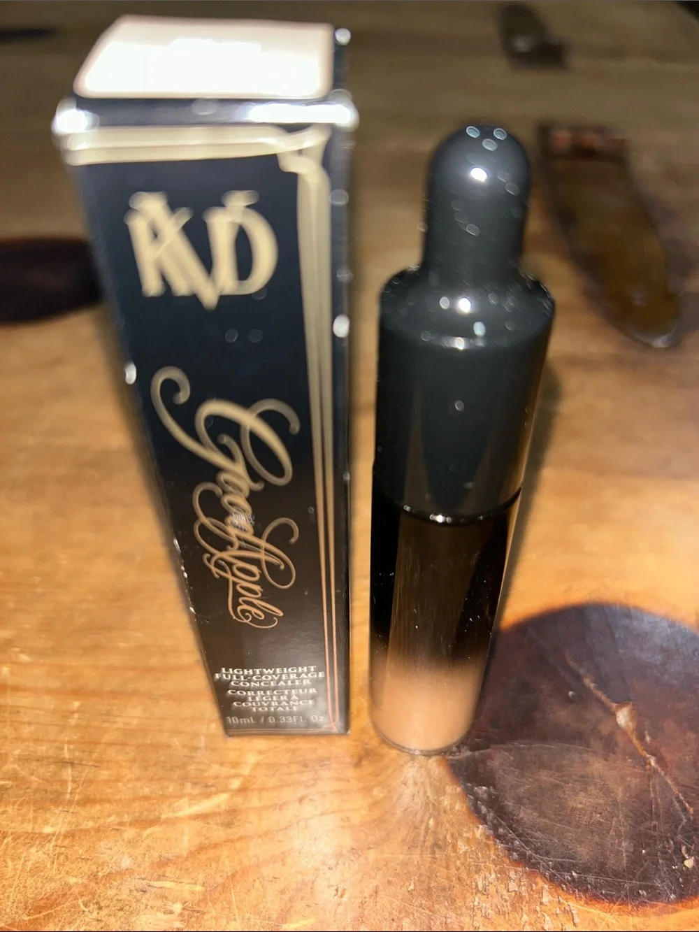 KVD Beauty Good Apple Lightweight Full-Coverage Concealer Tan 161 -l0.33 fl oz